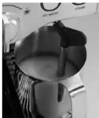 Gastroback Design Espresso Advanced 42609 - Milch schäumen - 2