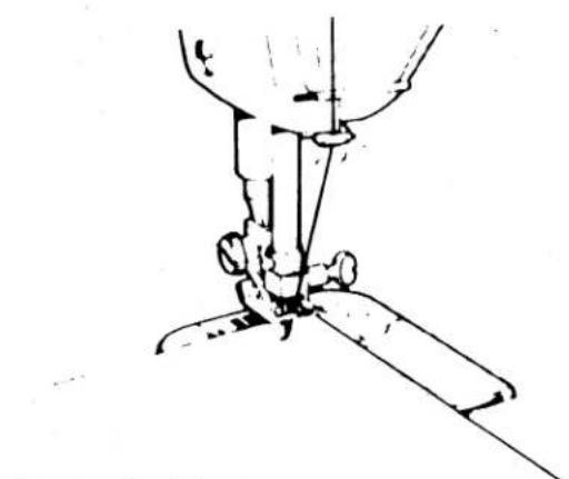 SINGER 1021 - STARTING A SEAM - 5