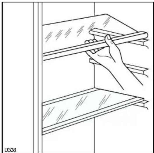 AEG-ELECTROLUX Santo 80408 KGL8 - Adjusting the upper door rack - 1