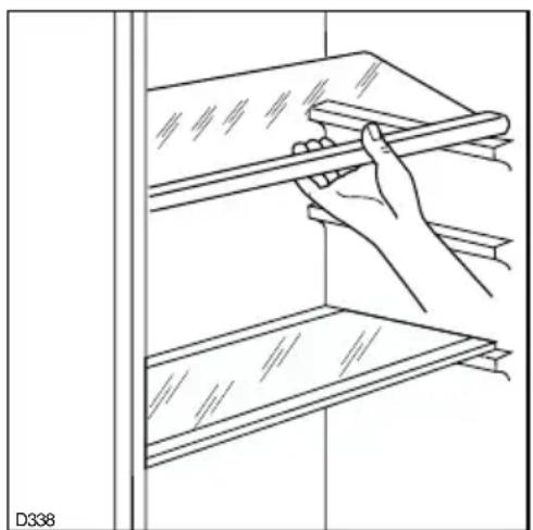 AEG-ELECTROLUX Santo 70312 KG5 - Adjusting the upper door rack - 1