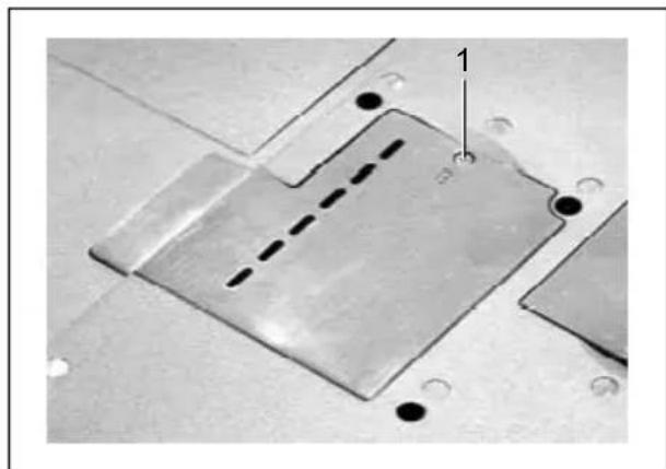 FUJITSU Amilo Pro series - Abdeckung entfernen - 1
