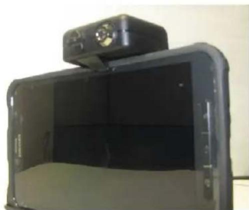 Gamber-Johnson 7160-0581 - DOCKING AND UNDOCKING THE TABLET - 3