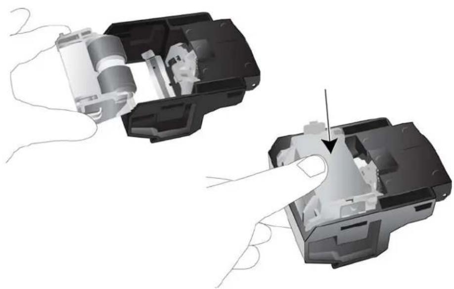 XEROX DocuMate 742 - Austauschen der Walze - 8