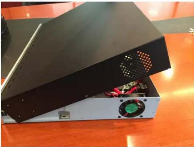 Milesight MS-N5032-UH - MS-N7000 series Hard Disk Installation - 3