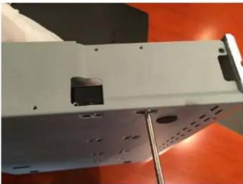 Milesight MS-N7032UPH - MS-N8000 series Hard Disk Installation - 6