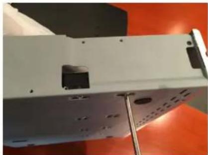 Milesight MS-N7032UPH - MS-N7000 series Hard Disk Installation - 5