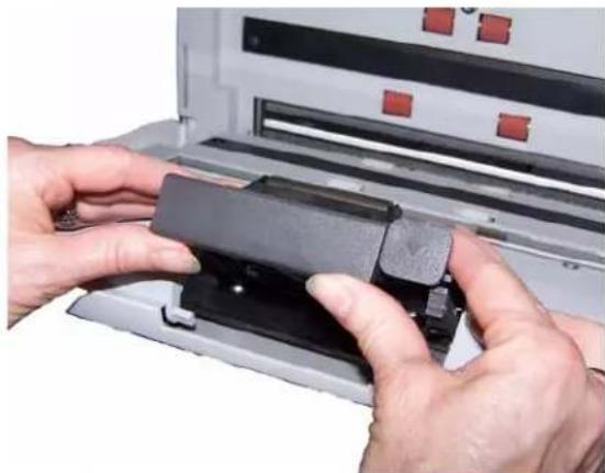 KODAK i1320 - Reinigen des Trennmoduls - 2