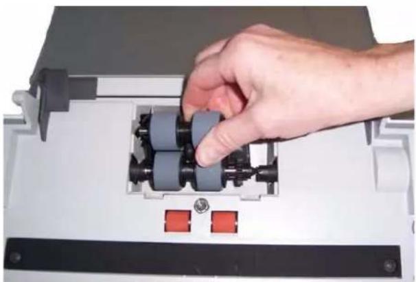 KODAK i1320 - Reinigen des Trennmoduls - 10