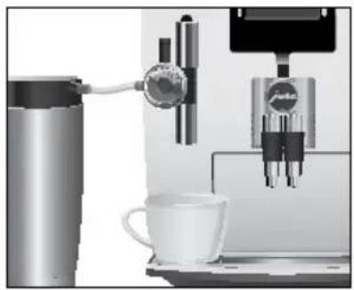 JURA Impressa J95 - Warme Milch und Milchschaum - 1