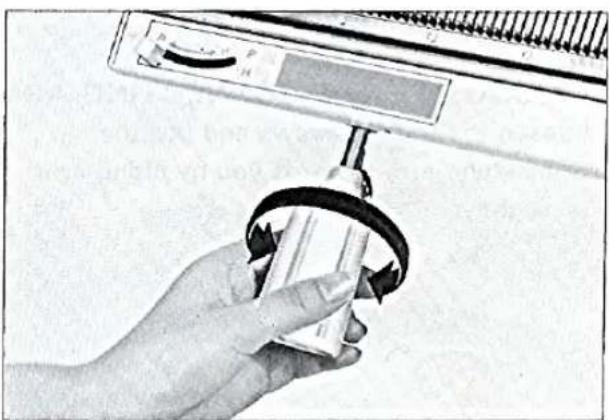 BROTHER KR710 - RACKING GRIP HANDLE - 6