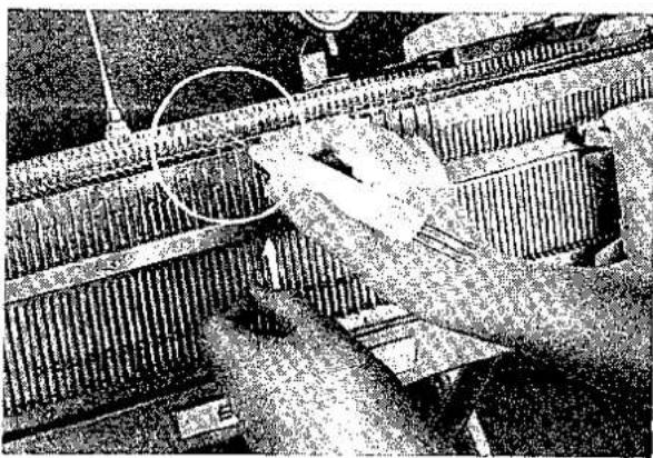 BROTHER KR 551 - HOW TO CONVERT FROM RIB TO PLAIN KNITTING OR FROM PLAIN KNITTING TO RIB - 3