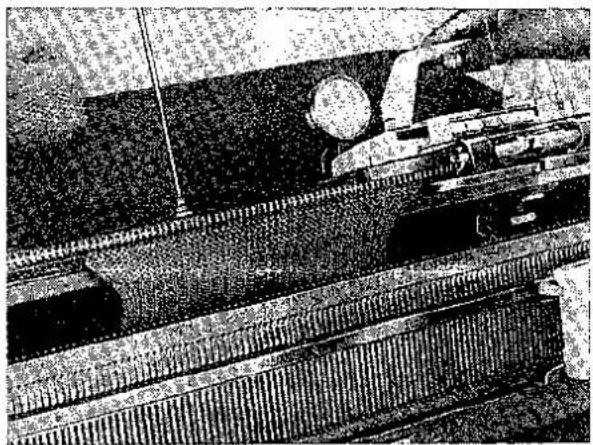 BROTHER KR 551 - HOW TO USE THE KNITTER AS A SINGLE BED WITH THE RIBBER ATTACHED - 1