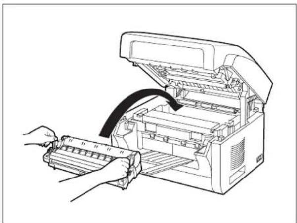 PANASONIC UF-5600 - Einsetzen der Toner- und Trommelkartusche - 4