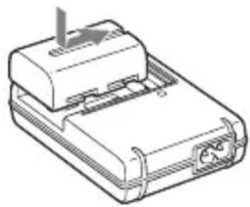 WACOM CTL-460 - Plaats de accu in de acculader. - 1