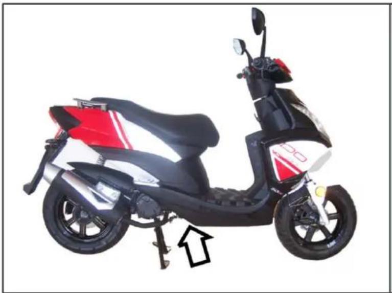 Saro Revonec GTX - Überprüfen der Zündkerzen - 1