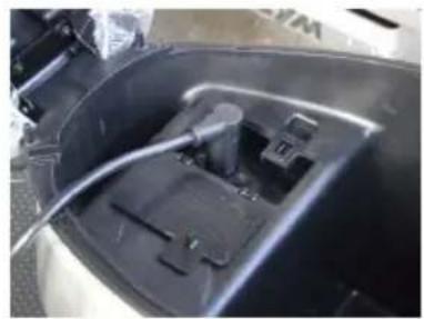 SYM E-Virid - STEPS FOR CHARGING THE BATTERY - 5