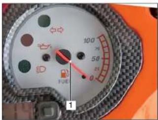 Sachs Speedforce 50 (2008) - Kraftstoffvorrat, Tanken - 1