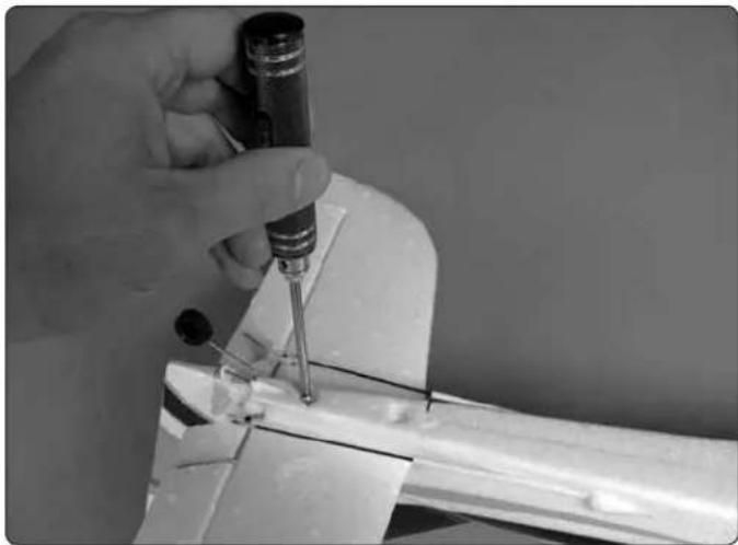 Hobbico Mini Switch - Install the Tail Section - 4