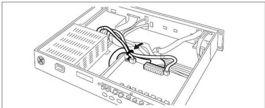 YAMAHA A3000 - Q Befestigen Sie die rot-weißen Kabel und das Flachbandkabel an dem Kabelbinder. - 1