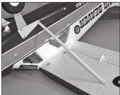 ROBBE 1-25691000 - Hinweis zum Flugbetrieb, der erste Wasserstart - 2