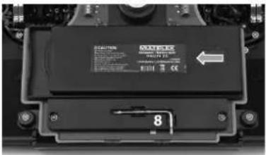 MULTIPLEX PROFI TX16 Master Edition - Akku entnehmen - 1