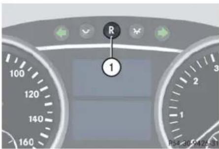 Mercedes-Benz ML 550 (2008) - Clearing the maintenance service indicator message - 1