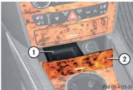 Mercedes-Benz ML 550 (2008) - Ashtrays - 1