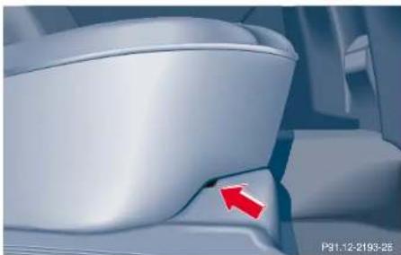 Mercedes-Benz E430 (2000) - 294Rear seat cushion - 1