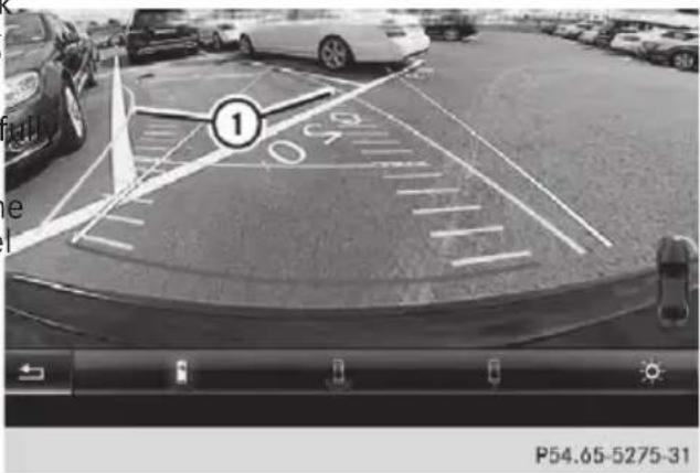 Mercedes-Benz CLS (2016) - "Reverse parking" function - 3