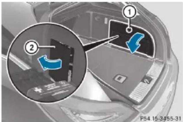 Mercedes-Benz CLS (2016) - Fuse box in the luggage compartment - 1