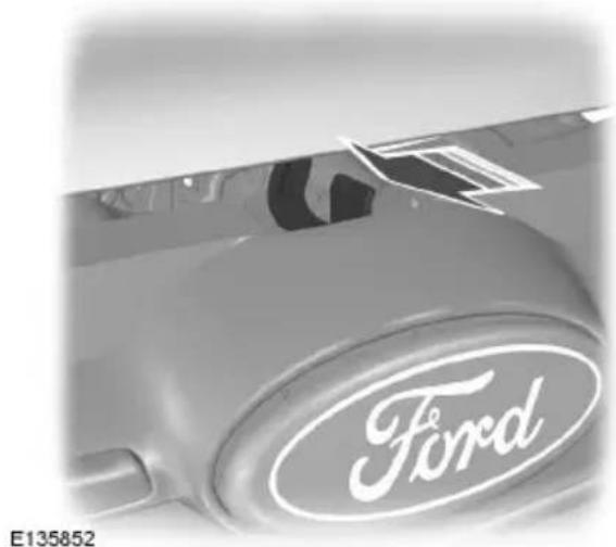FORD B-Max (2015) - Öffnen der Motorhaube - 2