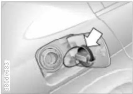 BMW 750iL (1999) - Tanken - 3