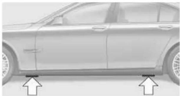 BMW 740Li (2008) - Wagenheberaufnahmen - 1