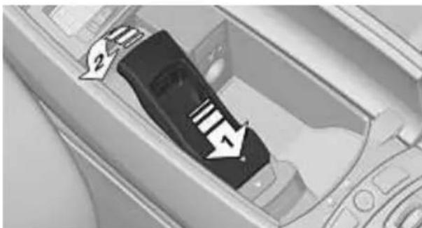 BMW 740Li (2008) - Snap-In-Adapter ein setzen - 2