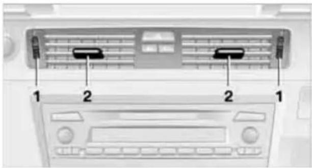 BMW 328i xDrive (2010) - Ventilation - 1