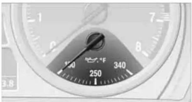 BMW 328i xDrive (2010) - Engine oil temperature\* - 1