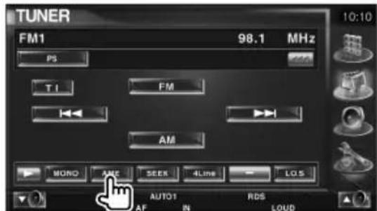 TUNER FM1 98.1 MHz PS TI FM AM MONO AM SEER 4Line LO5 AUTO1 RDS AF IN LOUD