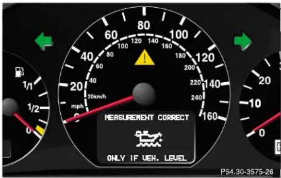 Mercedes-Benz CLK Coupe (2001) - 114Engine oil level indicator - 1