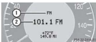 Mercedes-Benz CLK Coupe (2005) - Select radio station - 1