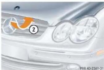 Mercedes-Benz CLK Coupe (2005) - Opening - 3