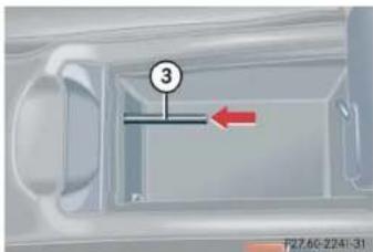 Mercedes-Benz CLK Coupe (2005) - Manually unlocking the gear selector lever - 2
