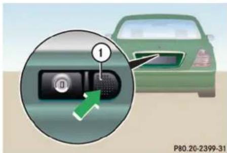 Mercedes-Benz CL-Class (2003) - Locking the vehicle - 1