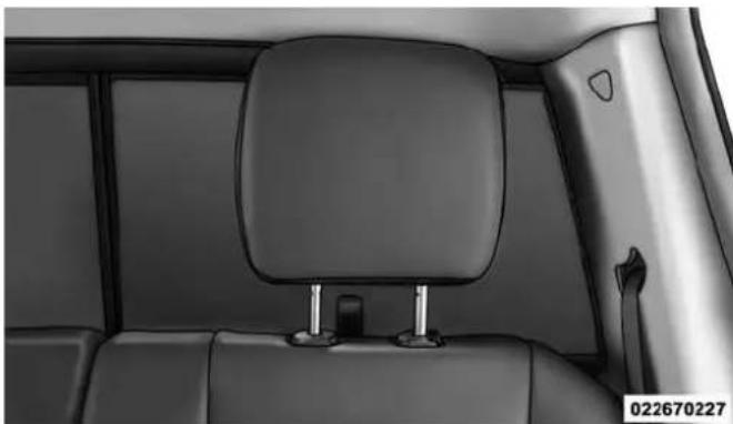 RAM 3500 (2015) - THINGS TO KNOW BEFORE STARTING YOUR VEHICLE - 1