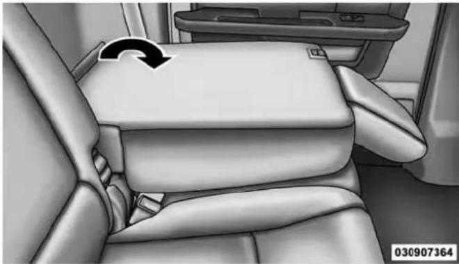 RAM 2500 (2015) - FoldingRearSeat(TableMode)—IfEquipped - 2