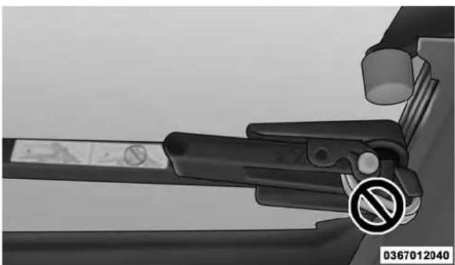 RAM 2500 (2015) - UNDERSTANDING THE FEATURES OF YOUR VEHICLE - 2