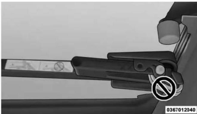 RAM 2500 (2015) - UNDERSTANDING THE FEATURES OF YOUR VEHICLE - 1