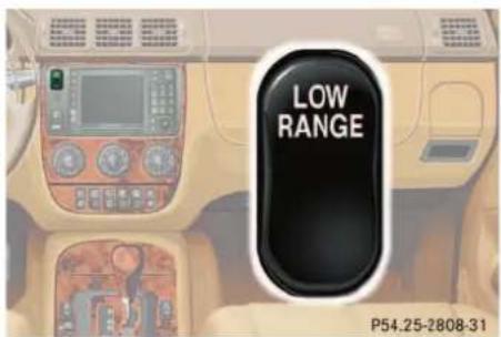 Mercedes-Benz ML-Class (2003) - Transmission control - LOW RANGE mode - 3