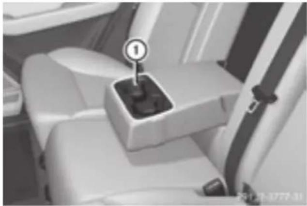 Mercedes-Benz GLE-Class AMG (2017) - Vanity mirror in the sun visor - 1