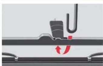 Mercedes-Benz G-Class (2004) - Installing wiper blades - 1