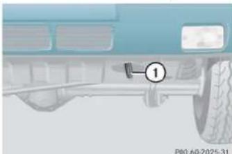 Mercedes-Benz G-Class (2004) - Front towing eye - 1